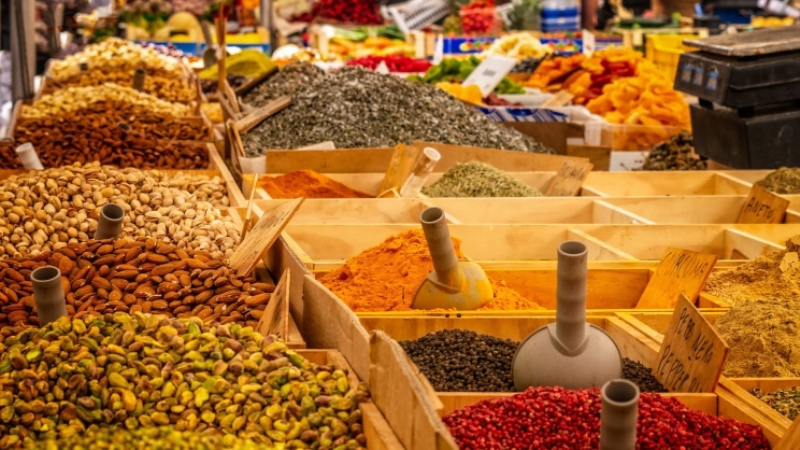 Spices on market